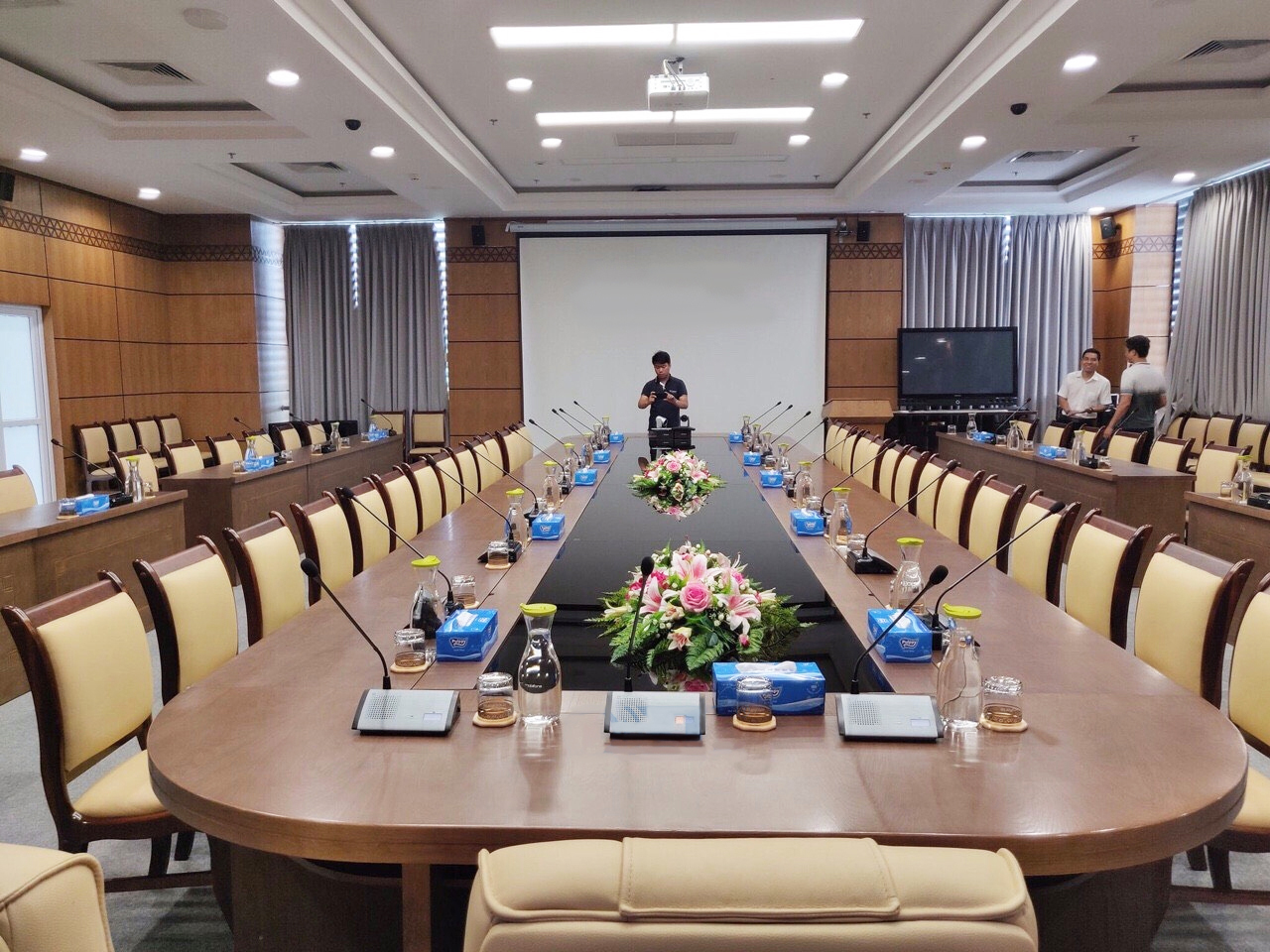 Các loại giải pháp âm thanh hội thảo chuyên nghiệp