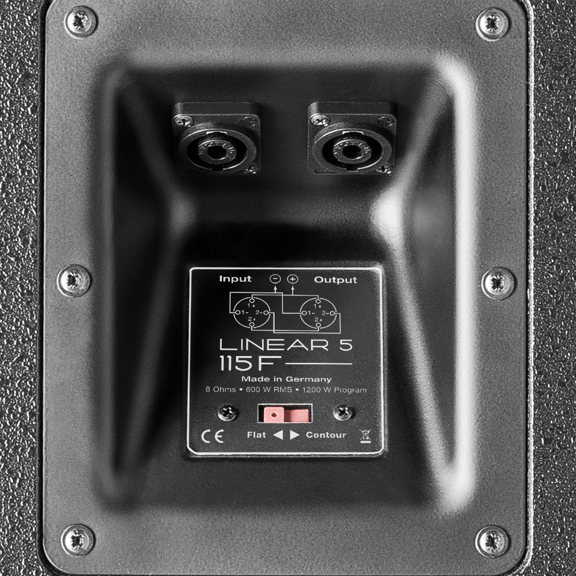 Tại sao nên chọn loa HK audio Linear 5 115F cho hội trường?